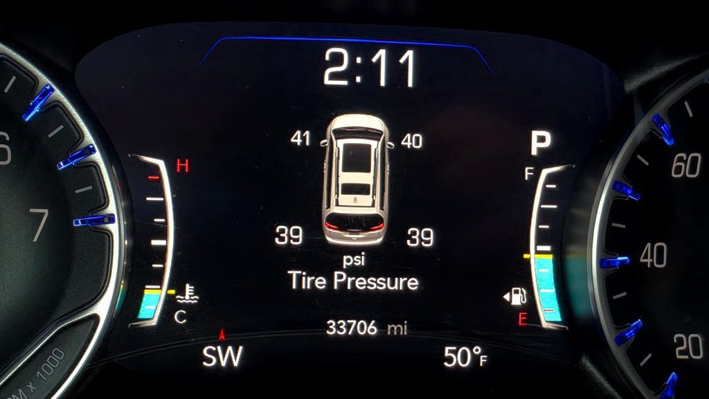 Used 2025 Chrysler Pacifica Select FWD image 30