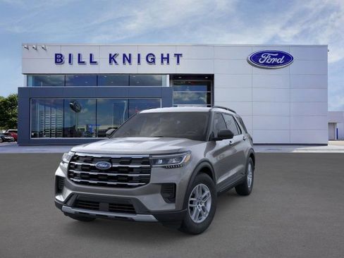 New 2026 Ford Explorer Active image 2