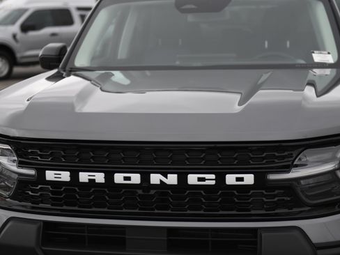 New 2025 Ford Bronco Sport Outer Banks image 6