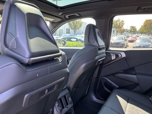 Used 2026 BMW X3 xDrive30 w/ Convenience Package image 34