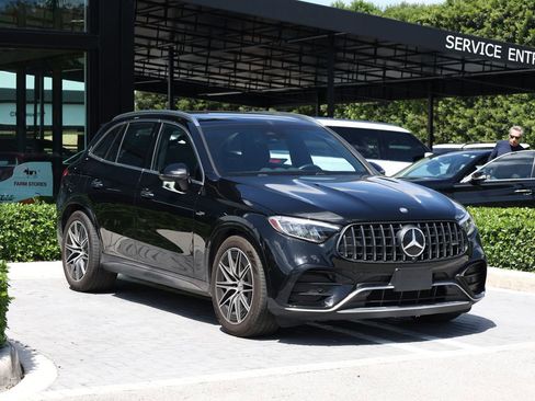 Used 2025 Mercedes-Benz GLC 43 AMG 4MATIC image 2