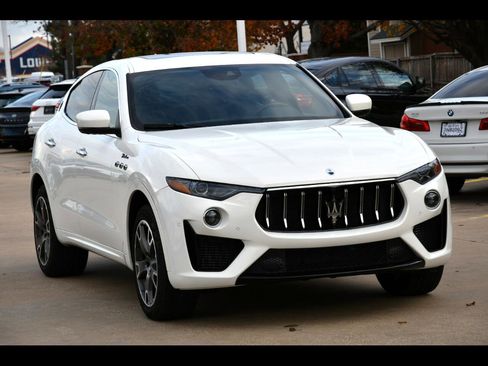 Used 2023 Maserati Levante Modena image 1