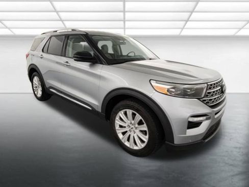 Used 2020 Ford Explorer Limited w/ Class III Trailer Tow Package image 11