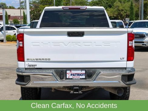 Used 2024 Chevrolet Silverado 2500 LT AWD/4WD image 4
