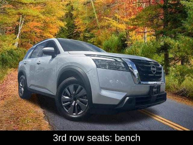 Certified 2024 Nissan Pathfinder SV AWD/4WD image 18