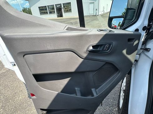 Used 2025 Ford Transit 250 Low Roof w/ Exterior Upgrade Package RWD image 28