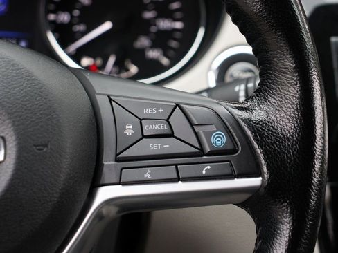 Used 2020 Nissan Rogue Sport SL w/ Premium Package image 23