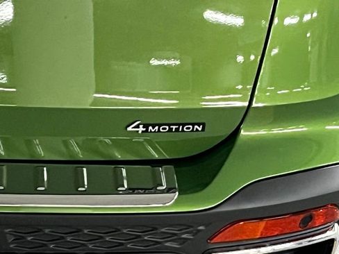 New 2026 Volkswagen Taos SEL AWD/4WD image 35