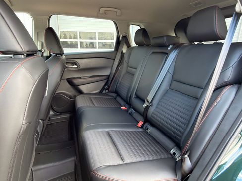 Used 2026 Nissan Rogue SV w/ Rock Creek Premium Package AWD/4WD image 20