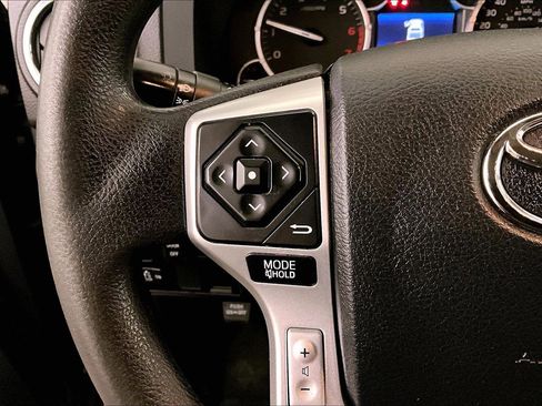 Used 2016 Toyota Tundra SR5 image 18