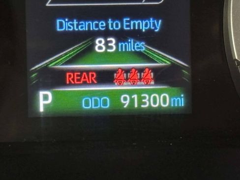 Used 2021 Toyota RAV4 XLE FWD image 36