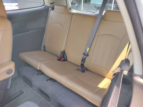 Used 2017 Buick Enclave Premium AWD/4WD image 13