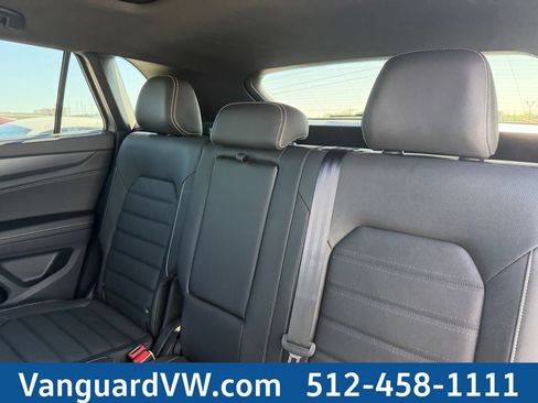 New 2026 Volkswagen Atlas Cross Sport SEL R-Line AWD/4WD image 23