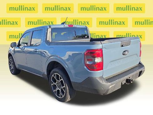 Certified 2025 Ford Maverick Lariat w/ 4K Tow Package AWD/4WD image 11