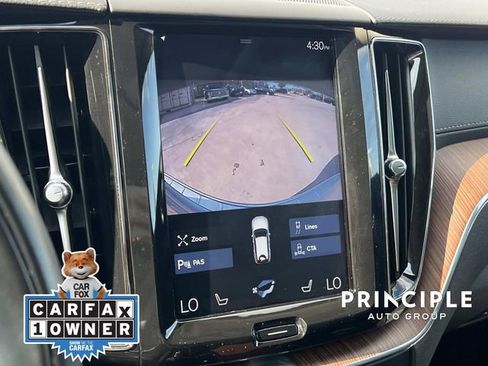 Used 2020 Volvo XC60 T5 Inscription w/ Protection Package Premier image 25