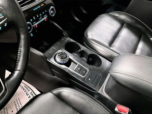 Certified 2020 Ford Escape SE Sport image 16