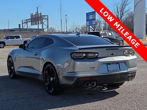 Used 2023 Chevrolet Camaro LT w/ RS Package image 4