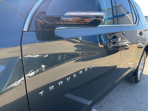 Used 2018 Chevrolet Traverse LT w/ LPO, Floor Liner Package image 9