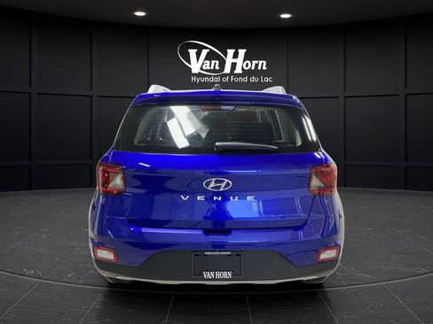 New 2026 Hyundai Venue SEL image 13