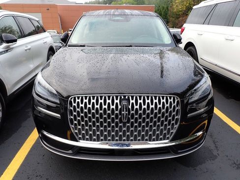 Used 2023 Lincoln Corsair AWD w/ Equipment Group 101A image 3