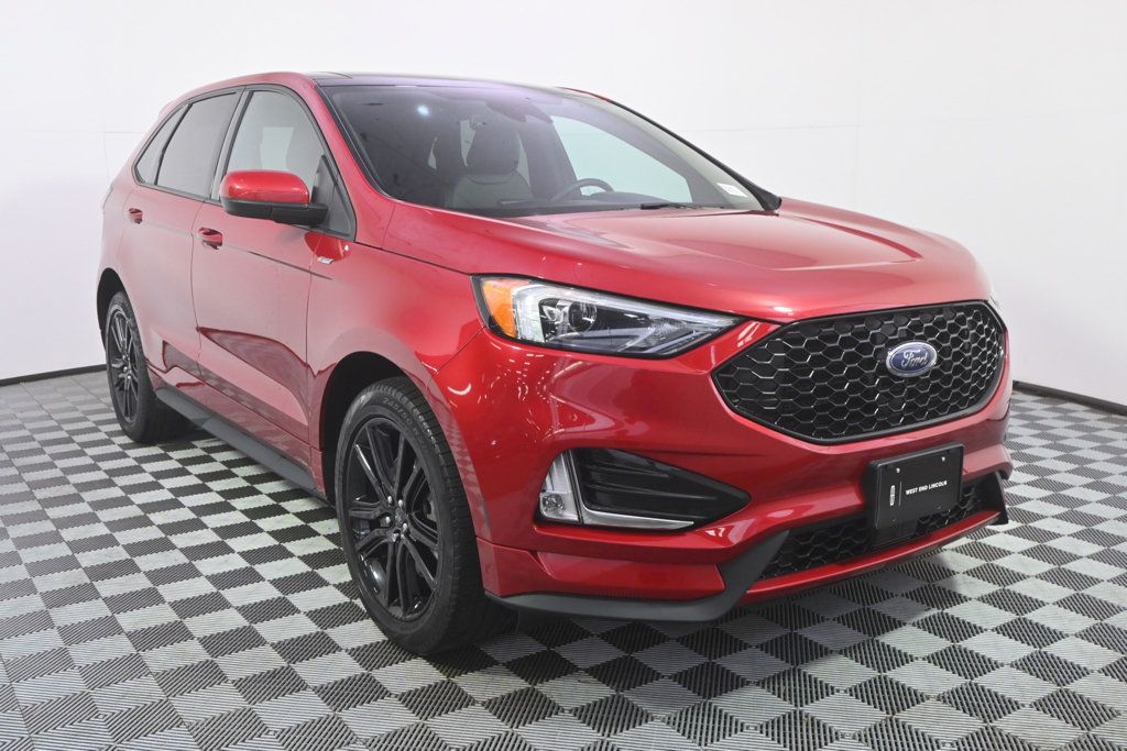 Used 2023 Ford Edge ST-Line AWD/4WD image 9