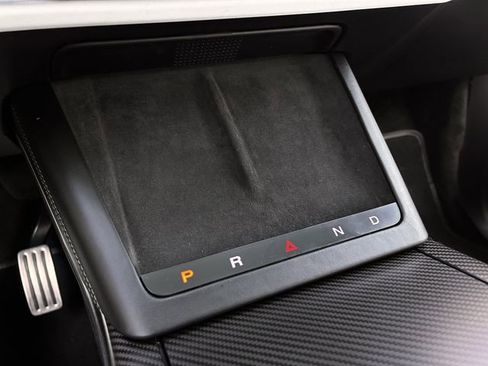 Used 2023 Tesla Model X Plaid image 19