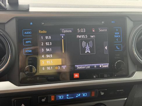 Used 2019 Toyota Tacoma Limited image 20