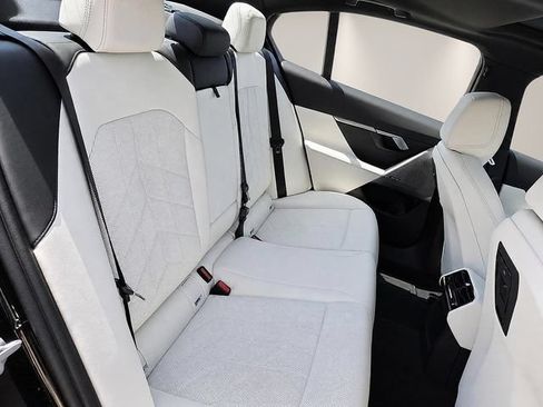 New 2027 BMW i5 eDrive40 RWD image 15