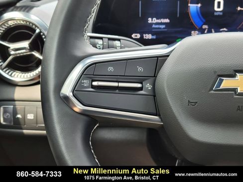 Used 2024 Chevrolet Blazer EV LT image 27