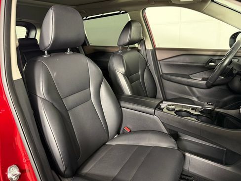 Used 2023 Nissan Rogue SV w/ SV Premium B Package AWD/4WD image 28