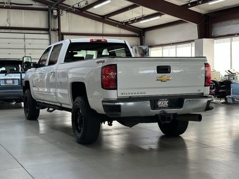 Used 2018 Chevrolet Silverado 3500 LT image 4