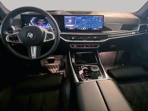 Certified 2026 BMW X5 xDrive40i w/ M Sport Package AWD/4WD image 14