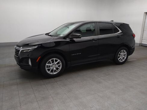 Used 2022 Chevrolet Equinox LT FWD image 2