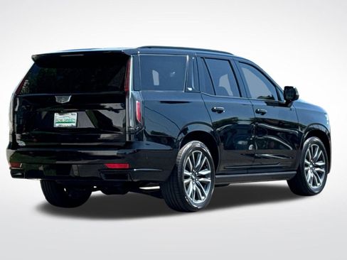 Used 2021 Cadillac Escalade Sport Platinum image 3