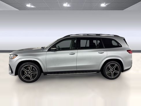 New 2026 Mercedes-Benz GLS 450 4MATIC image 2
