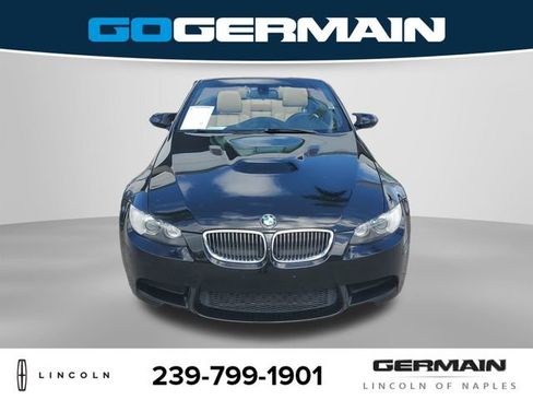 Used 2013 BMW M3 Convertible image 3