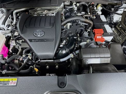 Certified 2024 Toyota Grand Highlander AWD image 36