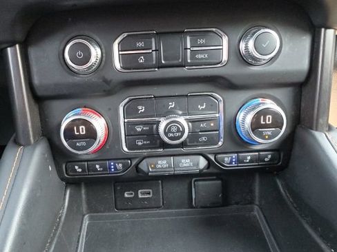 Certified 2021 GMC Yukon XL AT4 w/ Rear Media and Nav Package AWD/4WD image 18
