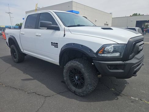 Used 2019 RAM 1500 Classic Warlock AWD/4WD image 7