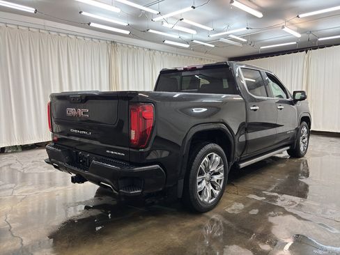 Used 2023 GMC Sierra 1500 Denali image 6