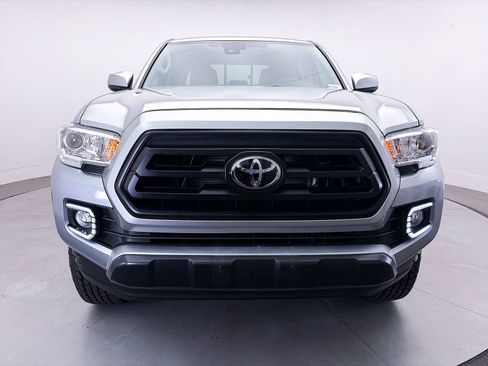 Used 2023 Toyota Tacoma SR w/ SR Convenience Package RWD image 11