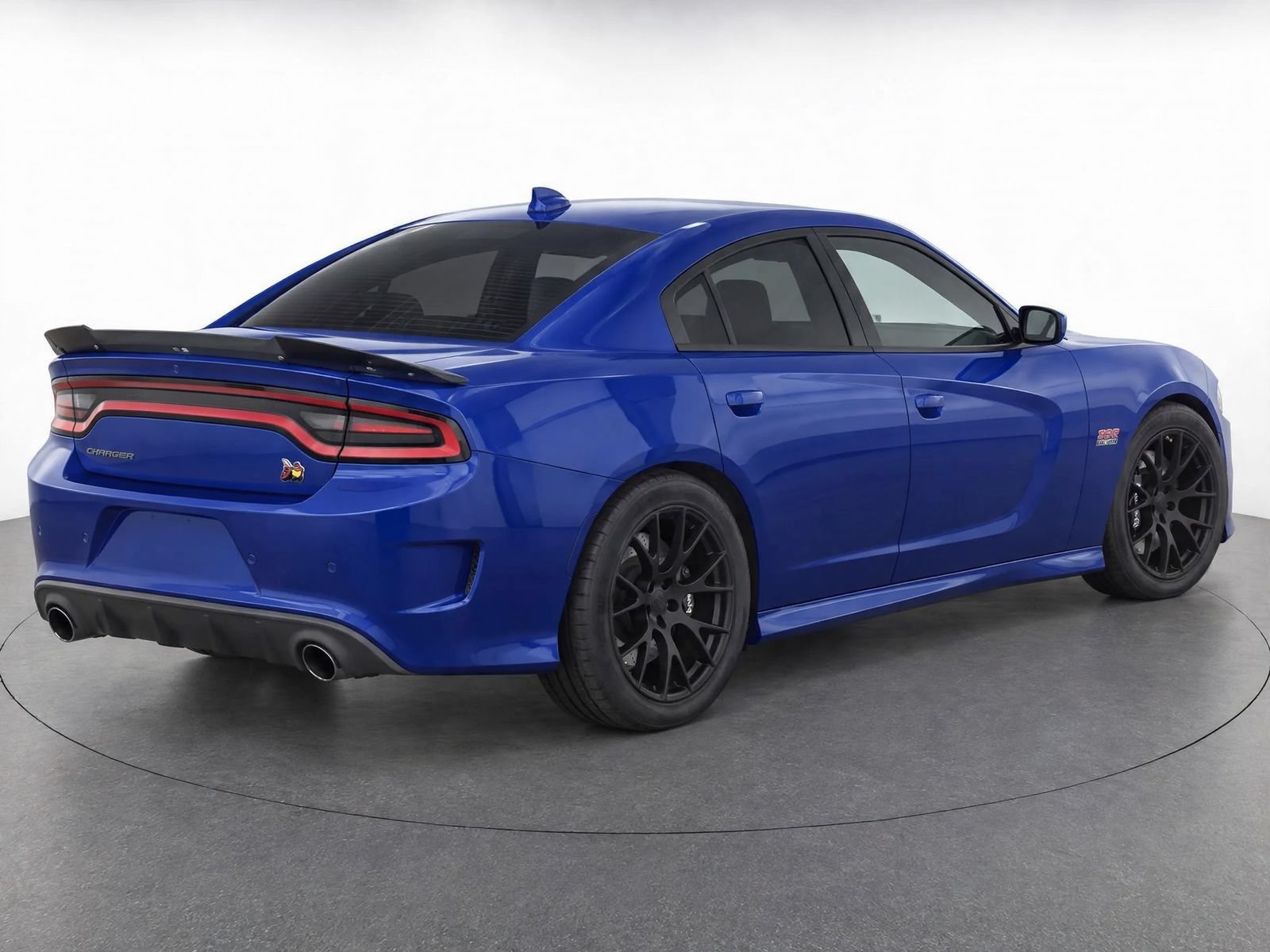 Used 2018 Dodge Charger R/T Scat Pack RWD image 3