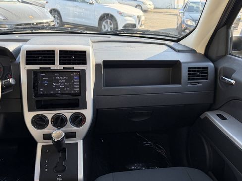 Used 2008 Jeep Patriot Sport AWD/4WD image 19