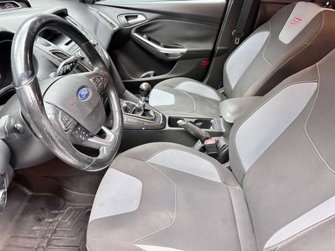 Used 2016 Ford Focus ST FWD image 10