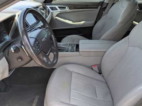 Used 2017 Genesis G80 3.8 RWD image 19