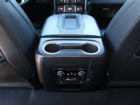 Used 2023 Chevrolet Suburban RST w/ Luxury Package image 14