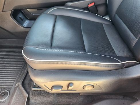 Used 2024 GMC Acadia Denali w/ Super Cruise Package image 25