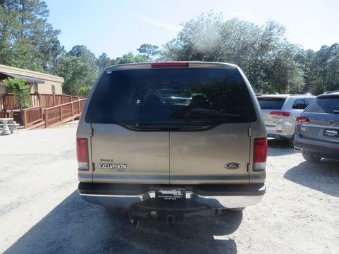 Used 2000 Ford Excursion XLT AWD/4WD image 7