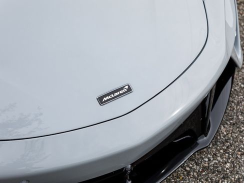 Used 2025 McLaren Artura Spider image 51