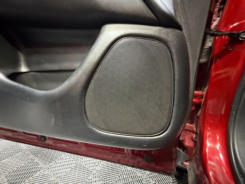 Used 2019 Nissan Pathfinder SV image 27